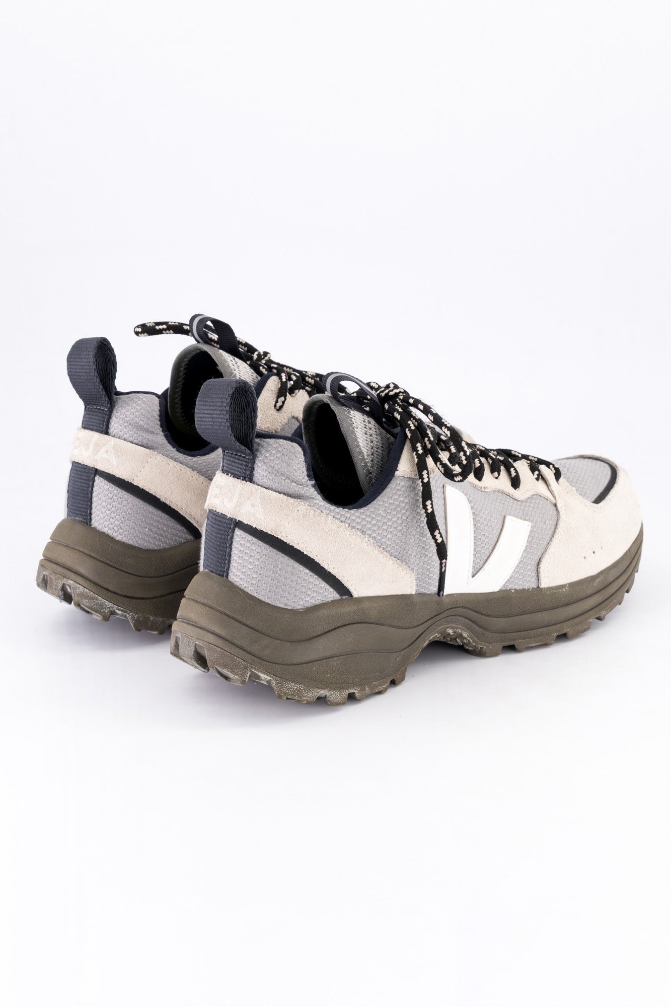 Veja Venturi Sneakers