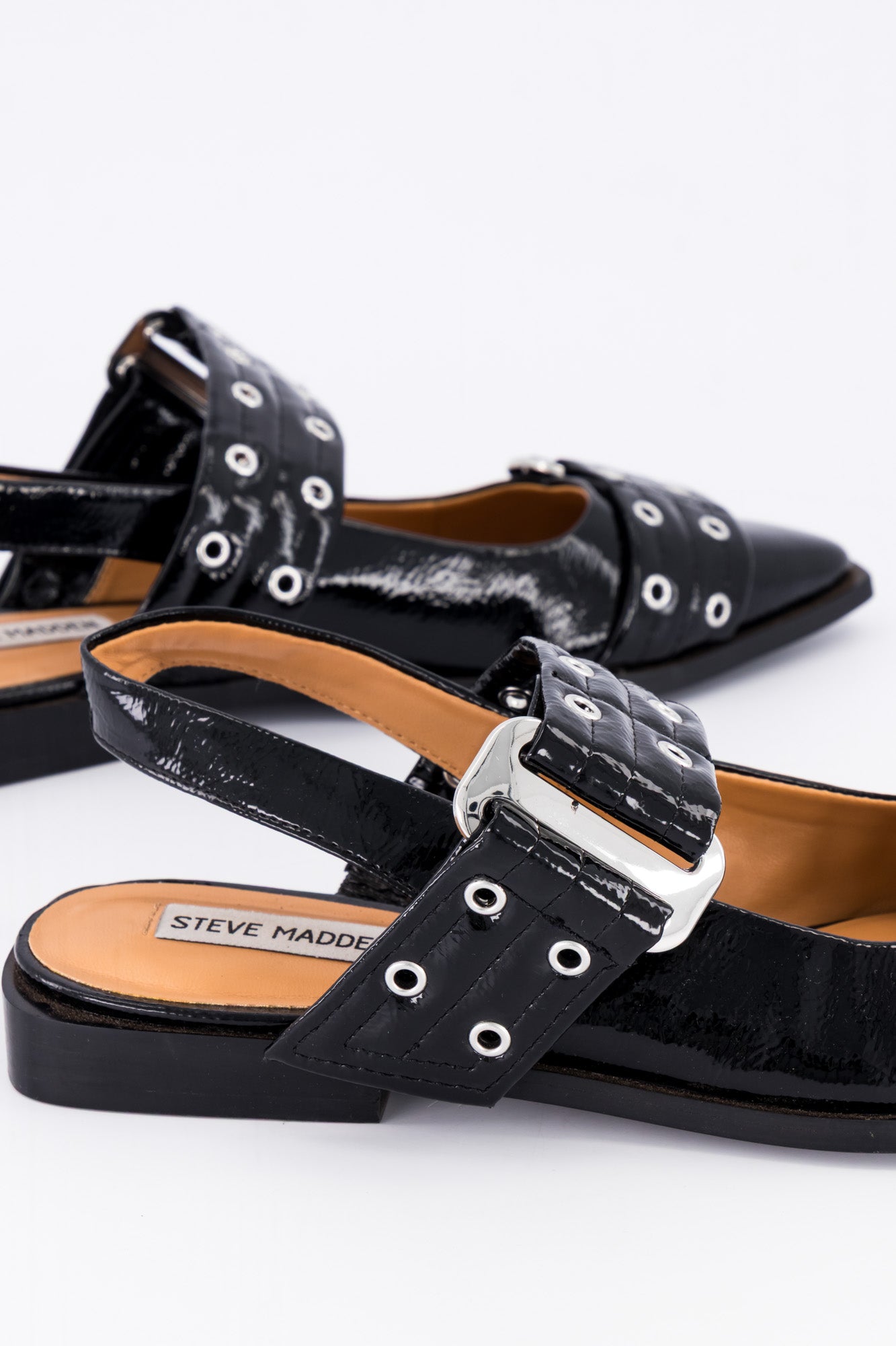 Steve Madden Grand Ave Flats